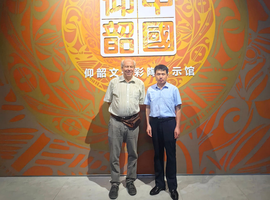 德中學(xué)者仰韶“尋源”：走進(jìn)仰韶文化圣地，探秘千年彩陶技藝